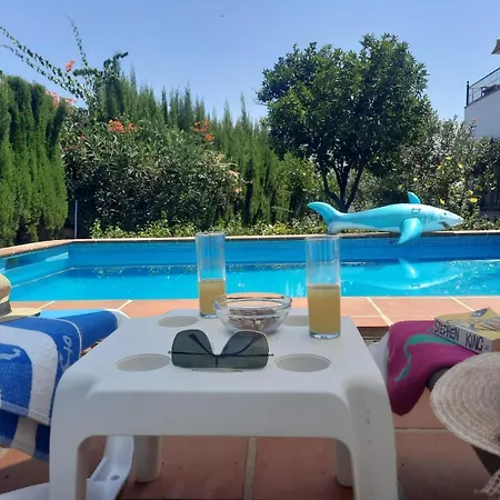 Bella Atalaya
