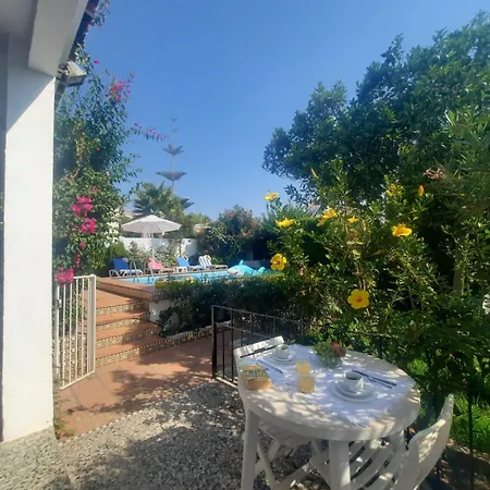 Bella Atalaya
